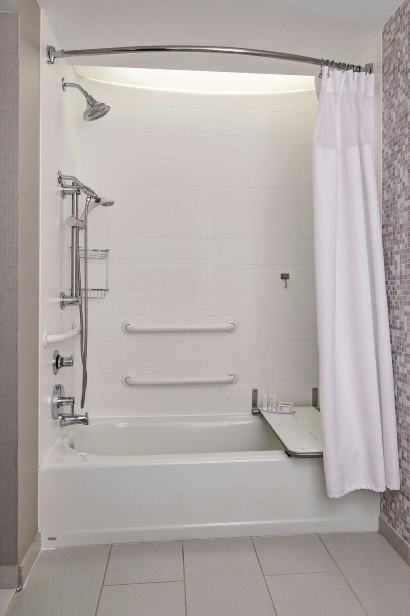 Springhill Suites By Marriott Detroit Metro Airport Ромулус Экстерьер фото